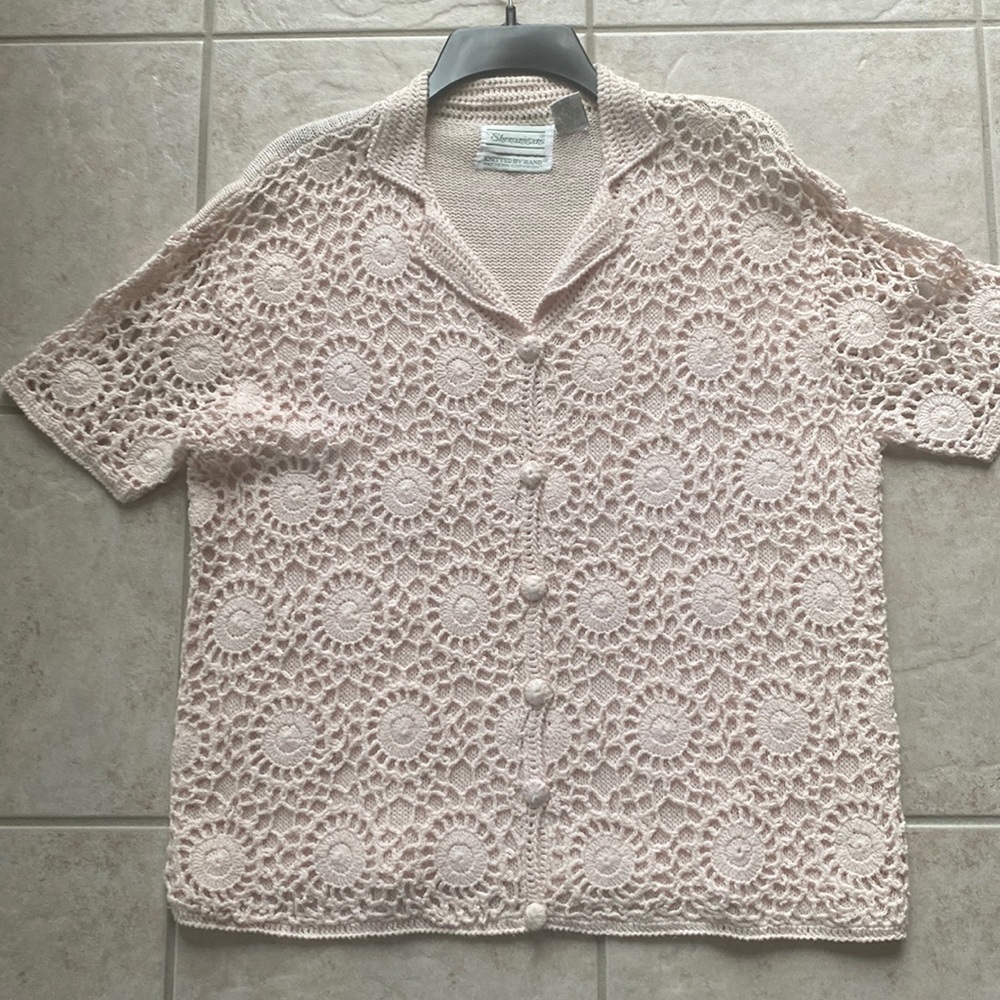 Vintage crochet front short sleeve ramie-cotton sweater. Pale pink/blush color.